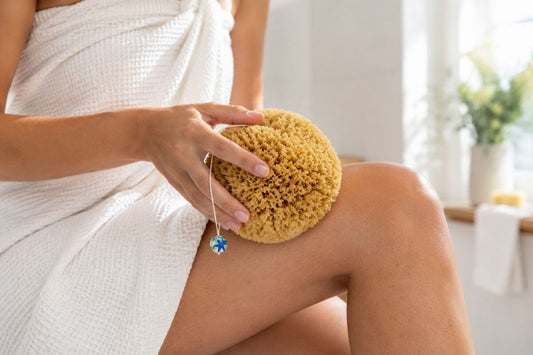 Peeling gegen Cellulite: was Trockenmassage wirklich kann