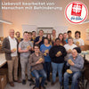 Gesichtsschwämme werden in der Caritas Wertarbeit Köln verpackt